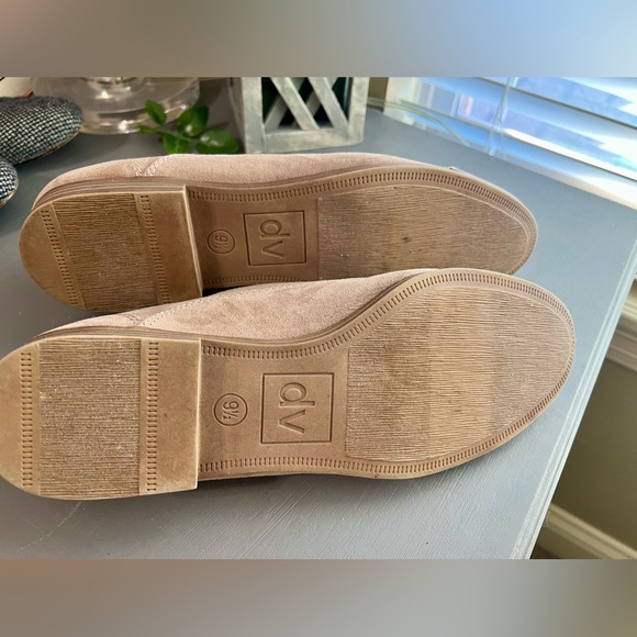 DV Dolce Vita Shoes Womens 9.5 Dress Oxford Flats Beige Textile Almond Cap Toe - Picture 5 of 7